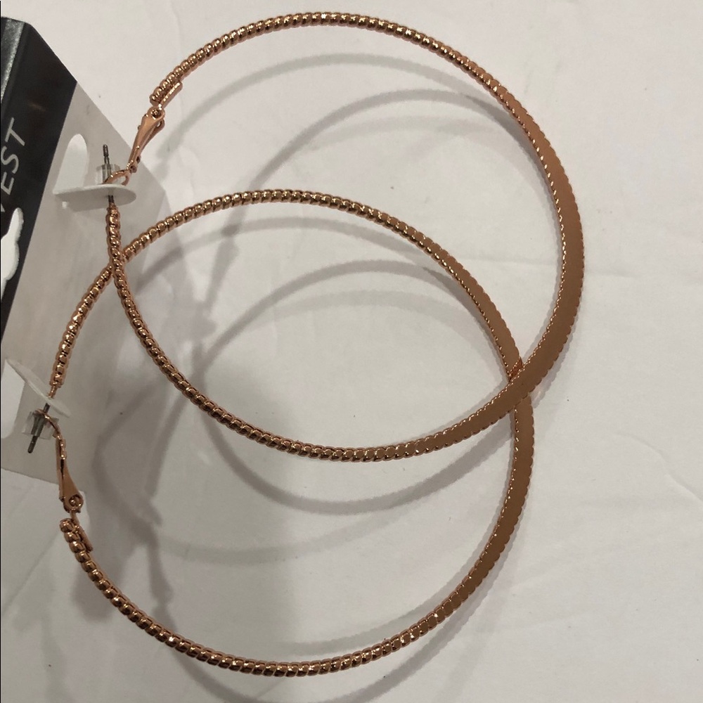 Nine West pink rose gold look twisted coiled flat circle hoop earrings‎ new